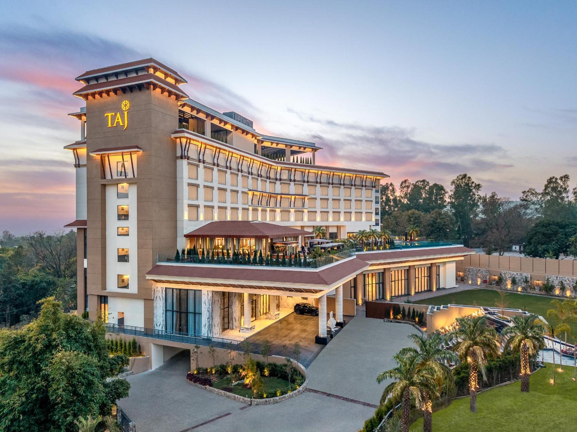 Taj Mussoorie Foothills, Dehradun Hotel Eksteriør billede